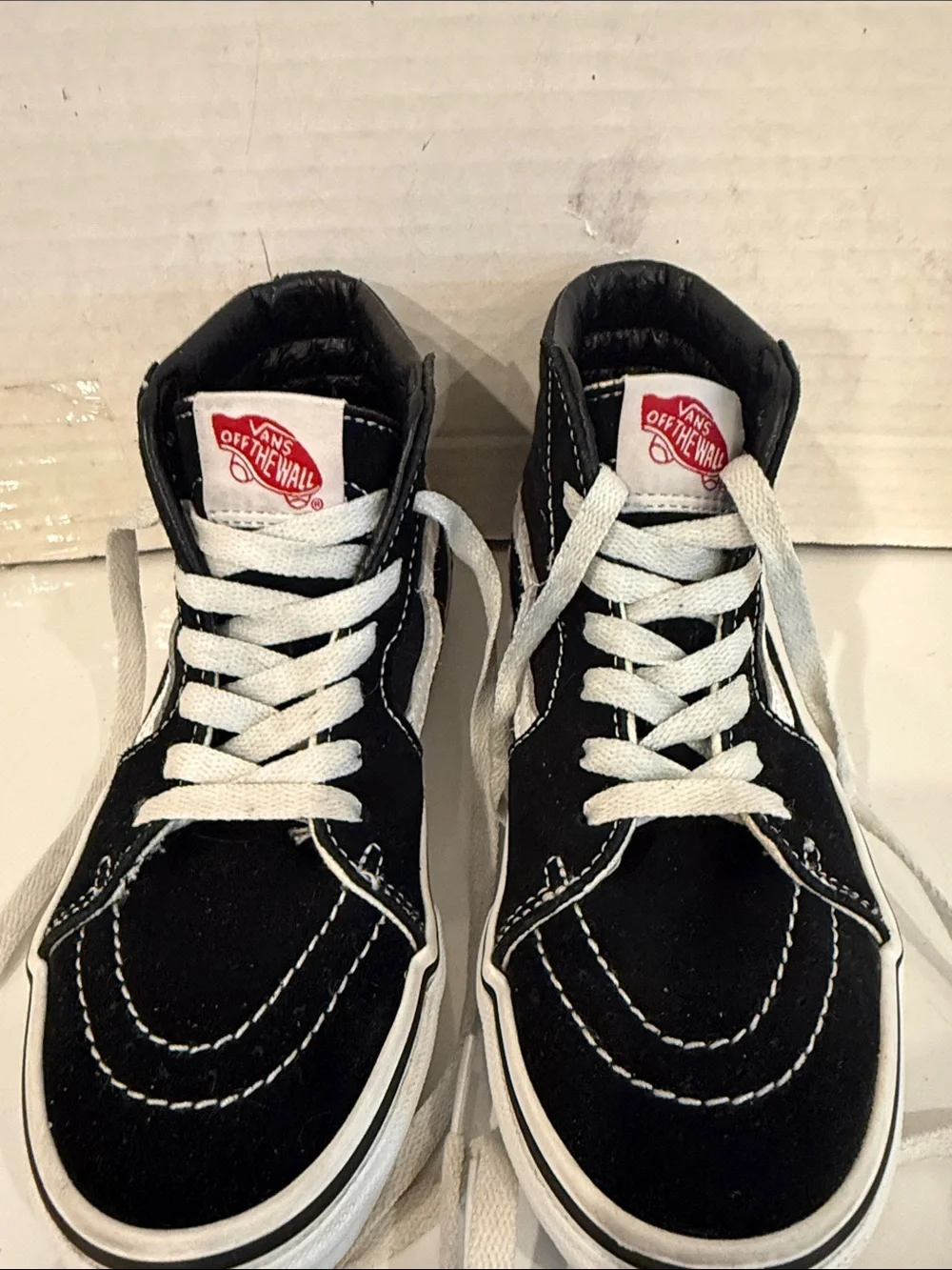 Vans Kids Black & White Mid-Top Skateboard Sneakers (sz 2)